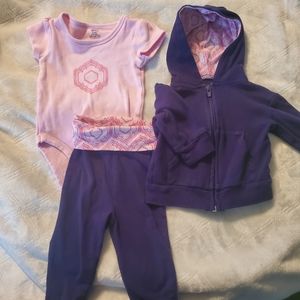 Pink and navy yoga sprout outfit 3-6 month